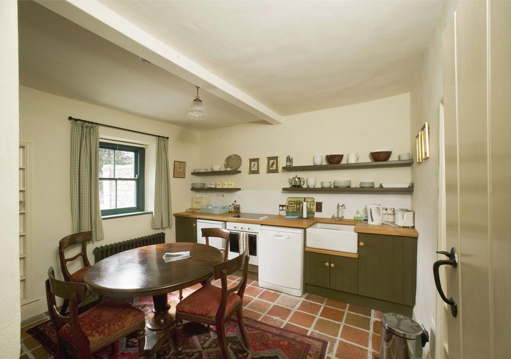 Вилла Castletown Gate House Келбридж Номер фото